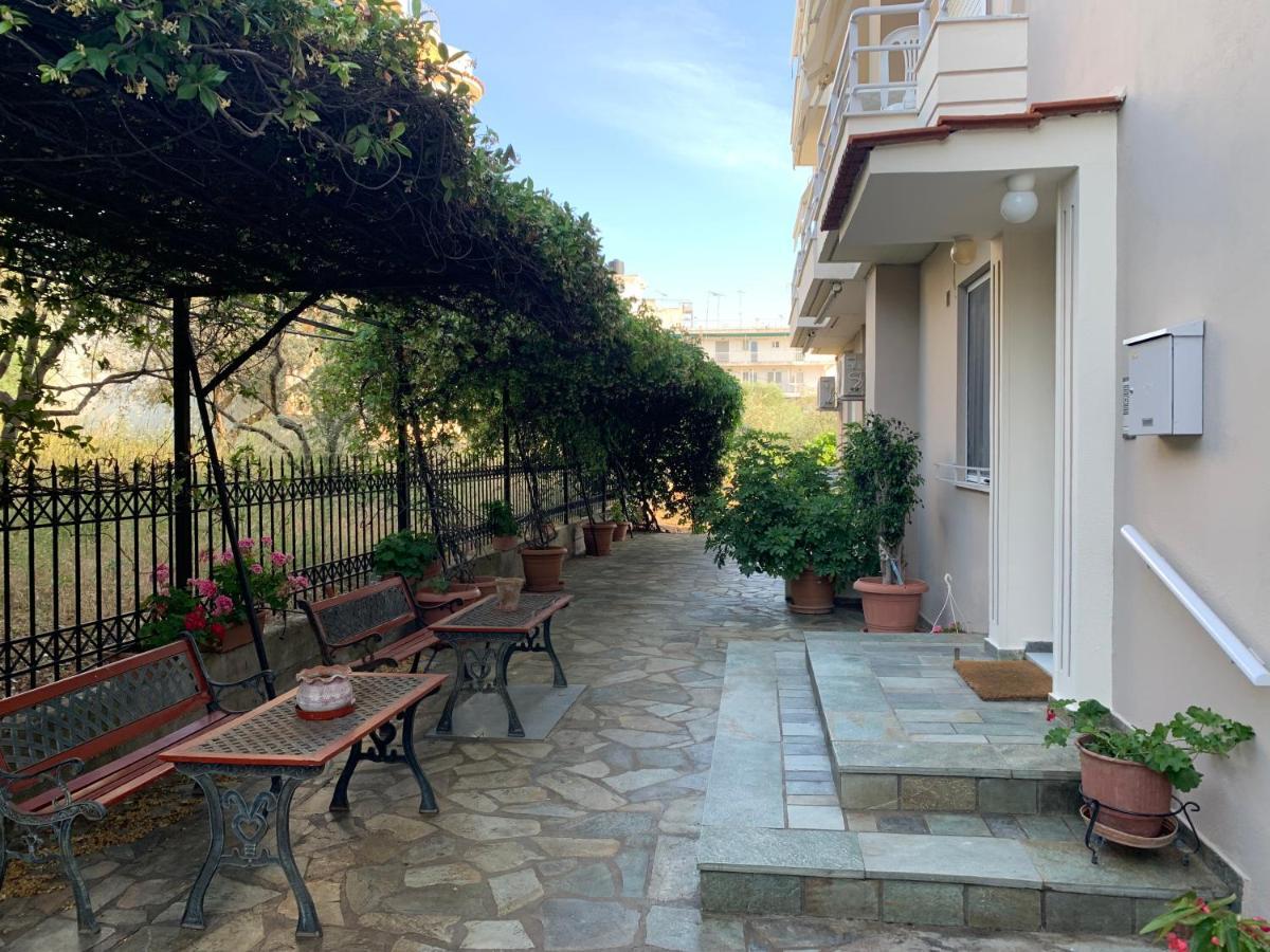 Αβαντιάς Abantias Aparthotel Loutra Aidhipsou Exteriör bild