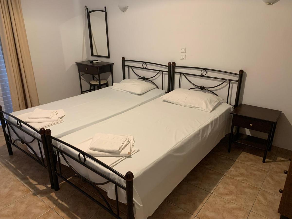 Αβαντιάς Abantias Aparthotel Loutra Aidhipsou Exteriör bild